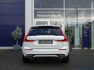 Volvo  D4 AWD Geartronic R-Design